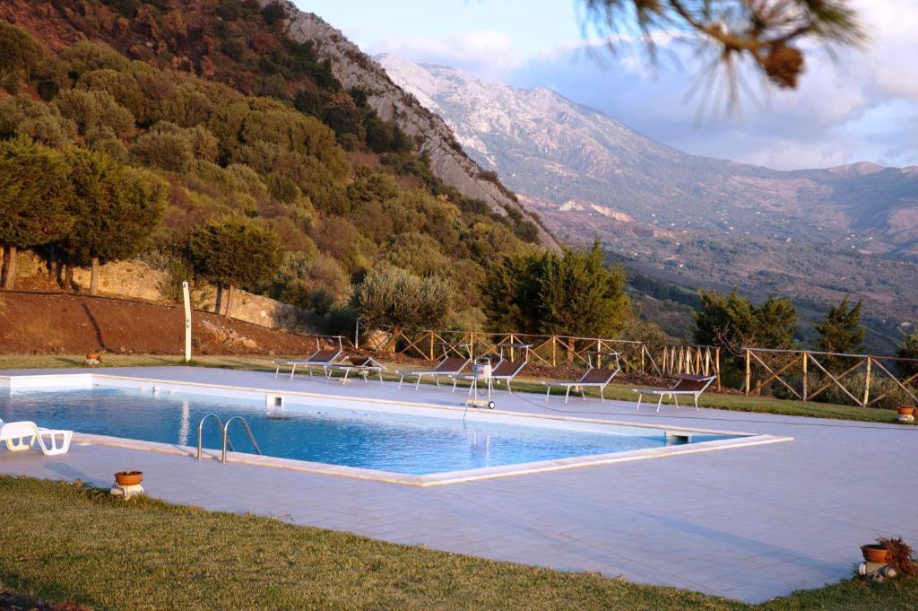 Il Vecchio Frantoio Villa Scillato  Exteriör bild