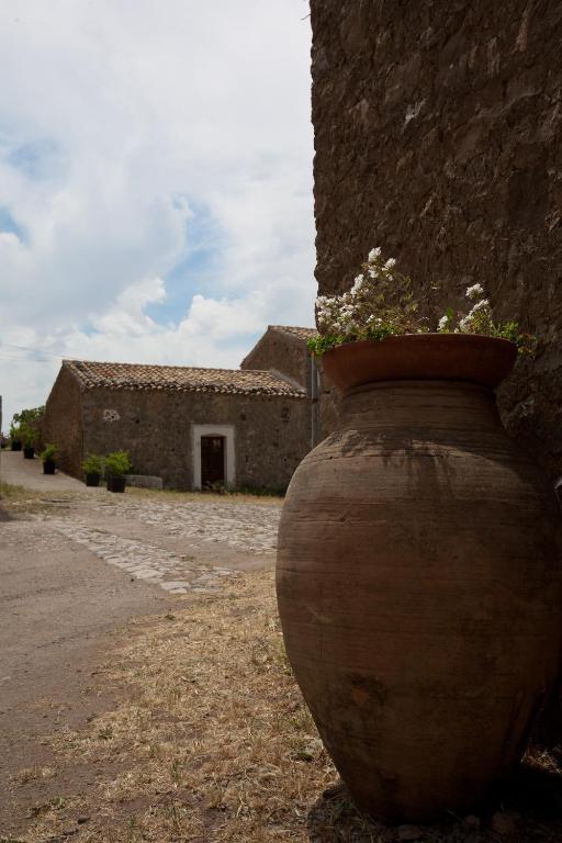 Il Vecchio Frantoio Villa Scillato  Exteriör bild