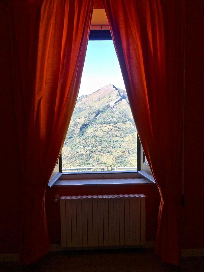 Il Vecchio Frantoio Villa Scillato  Exteriör bild