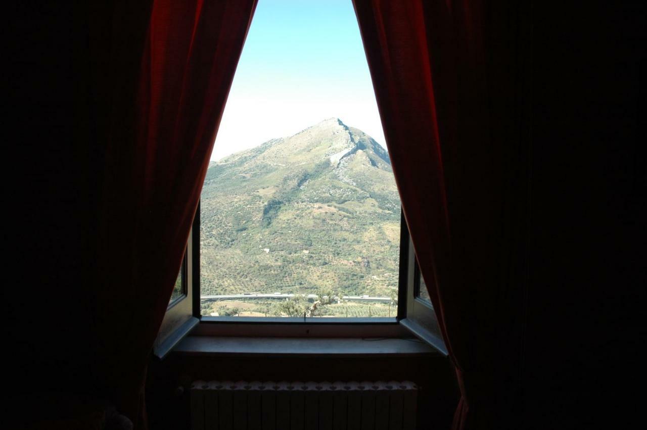 Il Vecchio Frantoio Villa Scillato  Exteriör bild