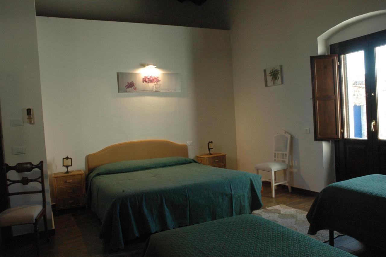 Il Vecchio Frantoio Villa Scillato  Exteriör bild