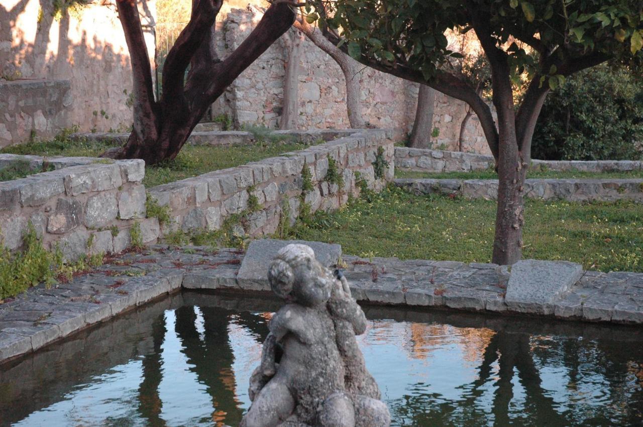 Il Vecchio Frantoio Villa Scillato  Exteriör bild