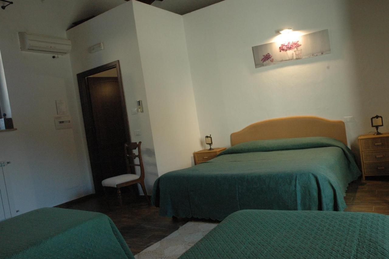 Il Vecchio Frantoio Villa Scillato  Exteriör bild